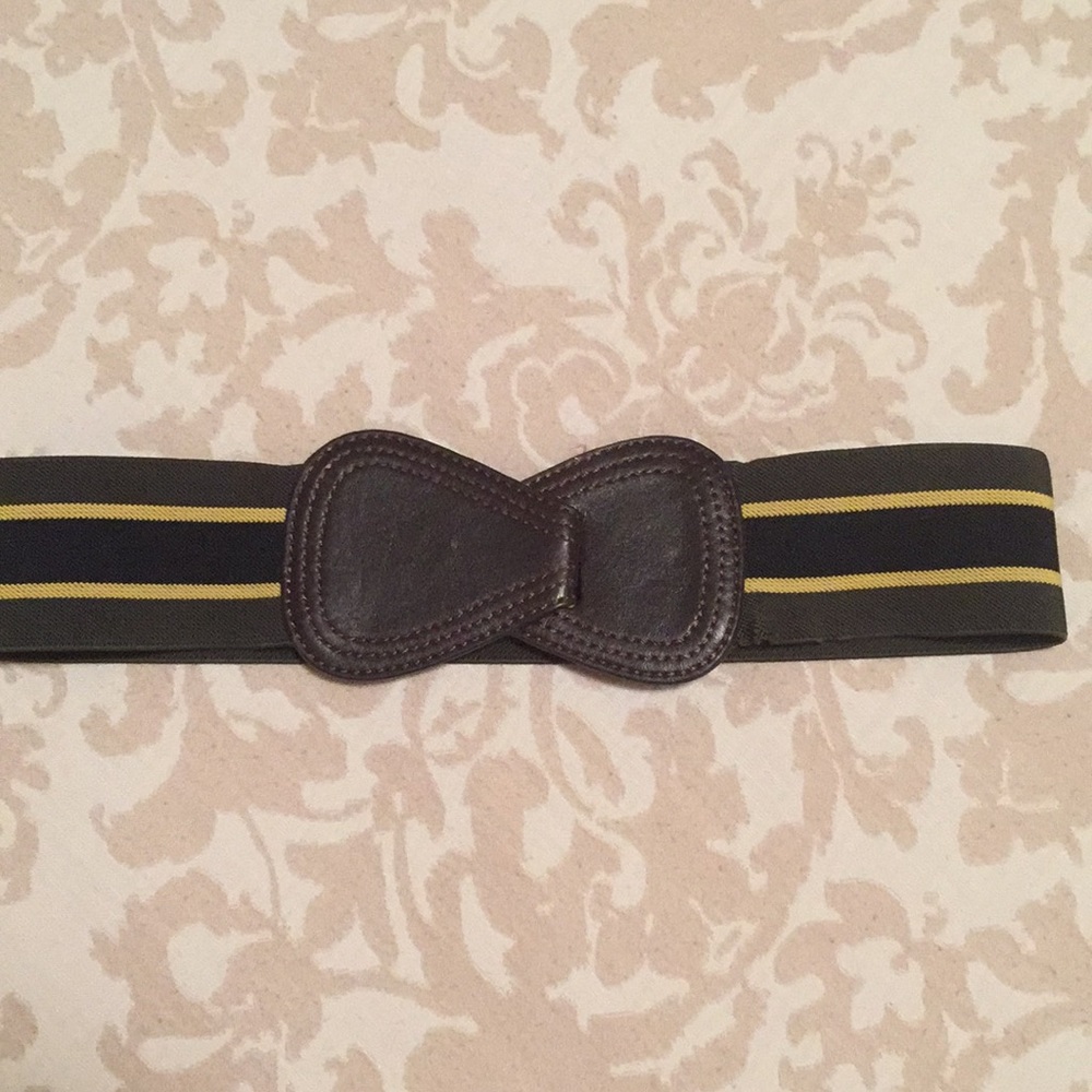 Anthropologie Snakebite Belt